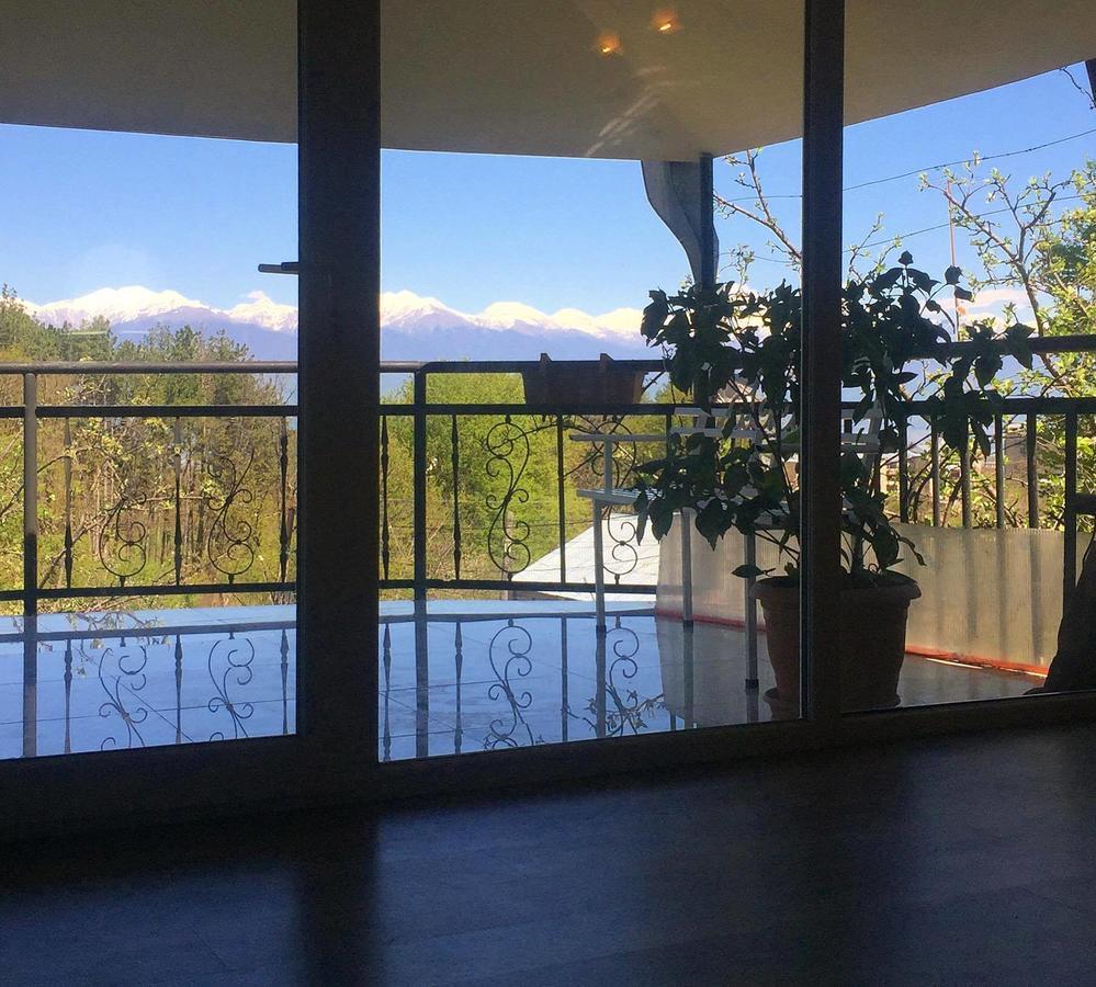 Nino'S Veranda Apartment تأيلافي المظهر الخارجي الصورة